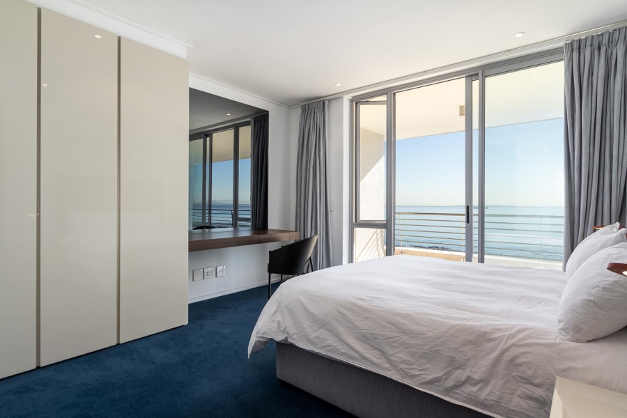 3 Bedroom Property for Sale in Mouille Point Western Cape